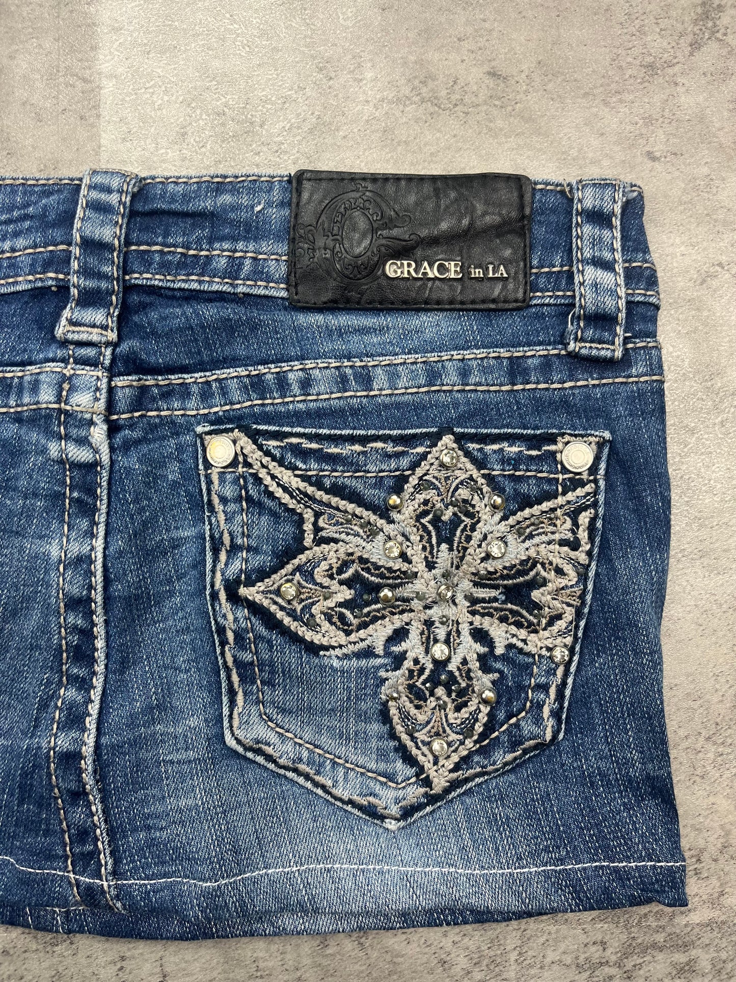 Mini Grace in LA vintage Y2k Jeans Rock