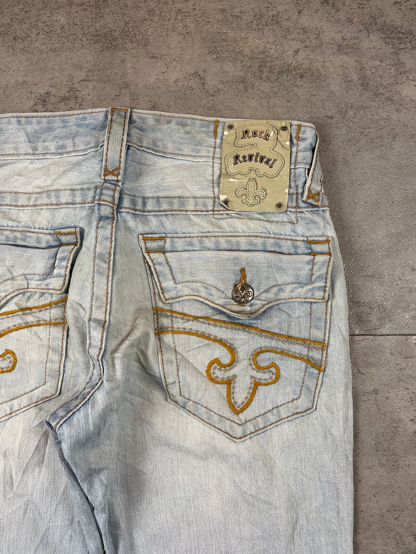 Vintage Y2k Rock revival Jeans W30