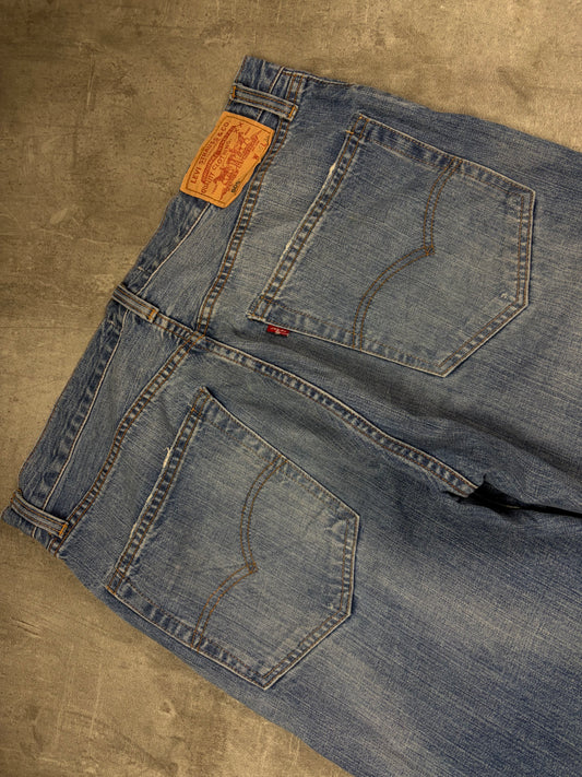 Levis 505 limited edition Rare Straight Fit Flared Jeans