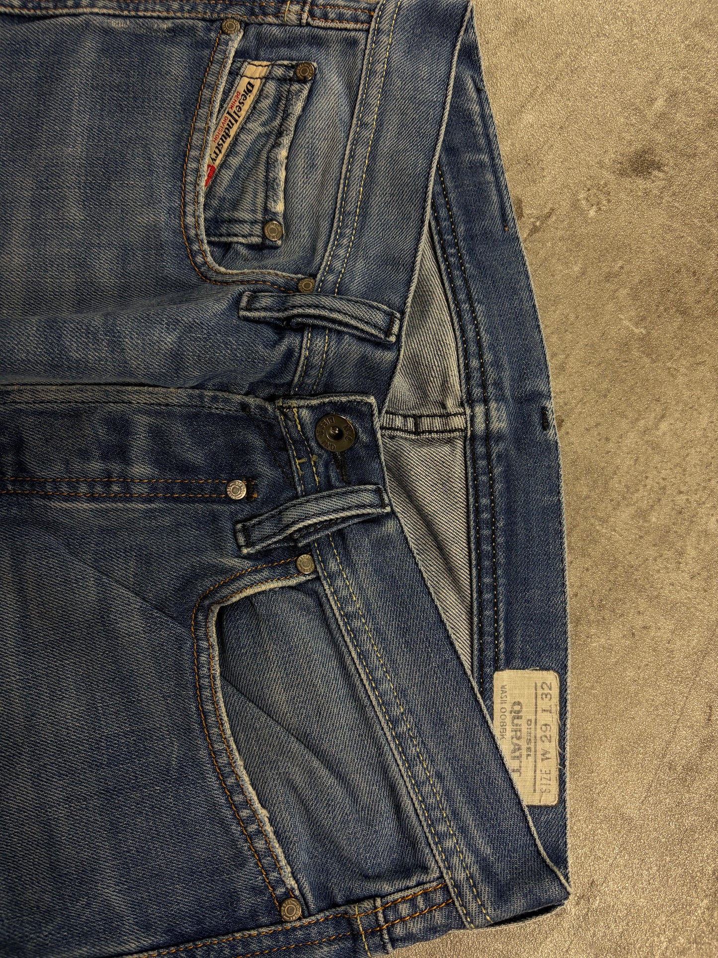 Diesel Bootcut Pasha Style Jeans