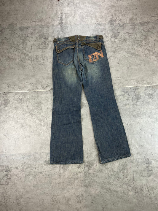 Vintage Y2k Bootcut Jeans W31