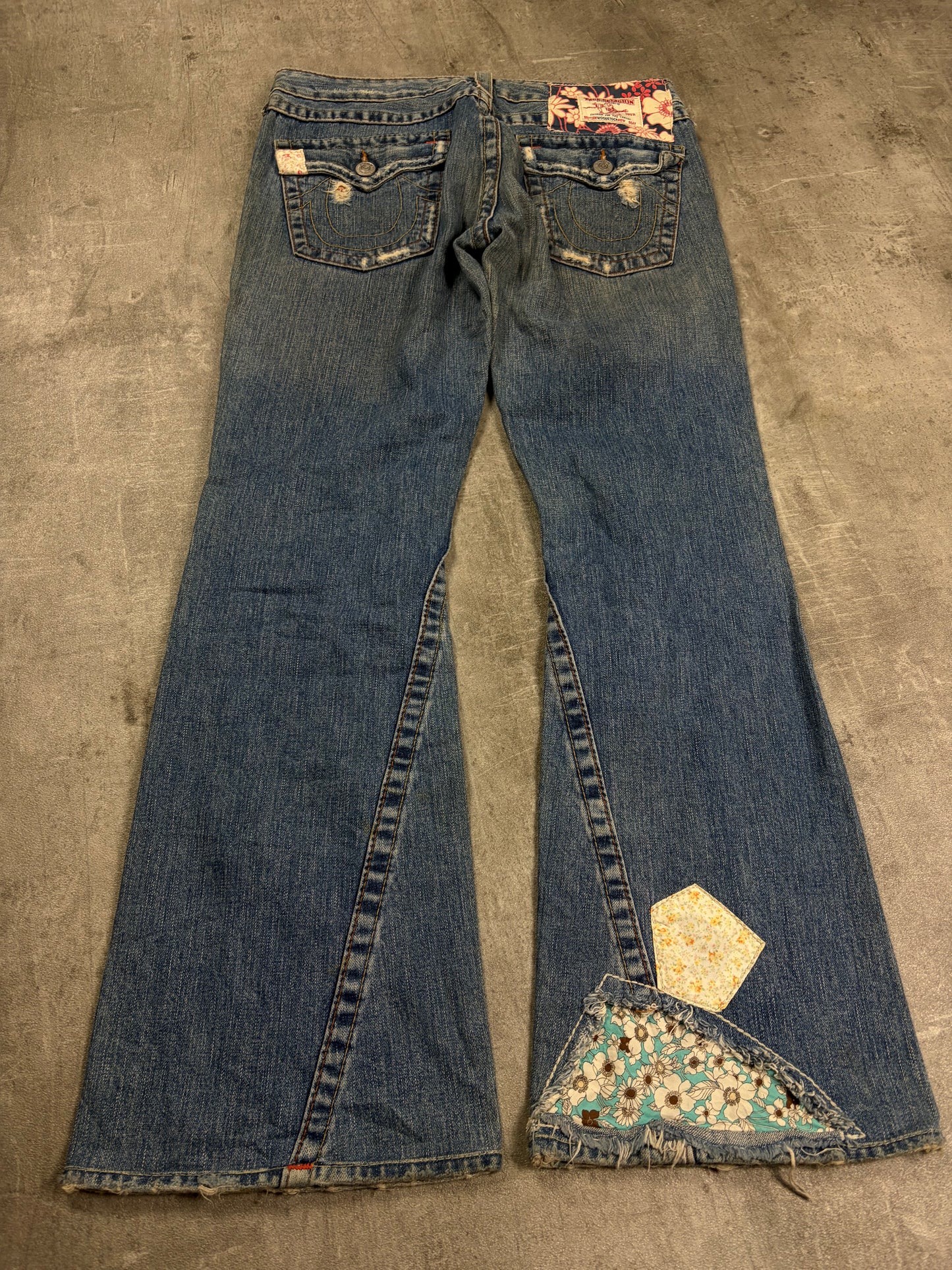 True Religion Lowwaist Y2K Jeans Bootcut