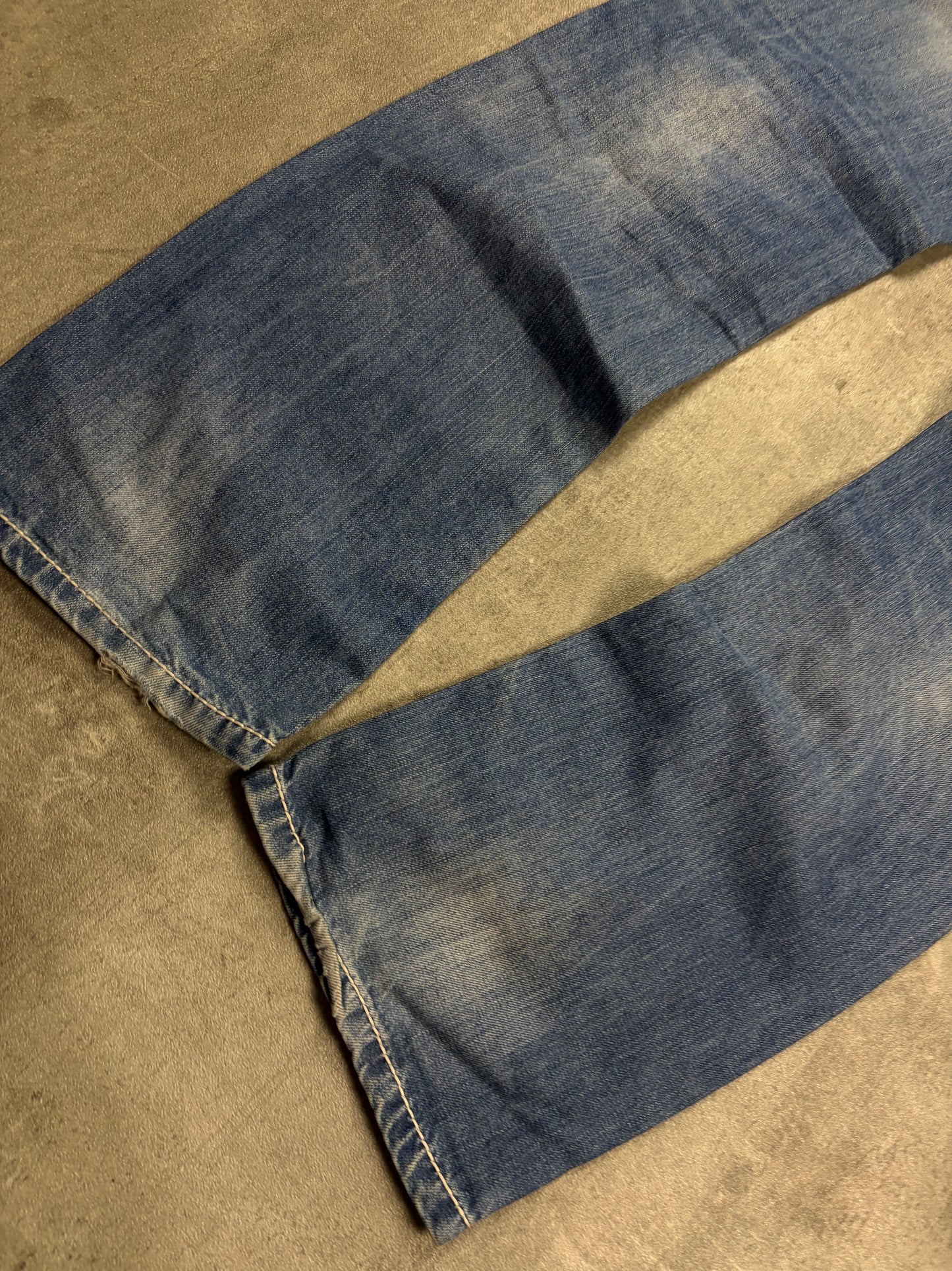 True Religion Straight Baggy Fit jeans