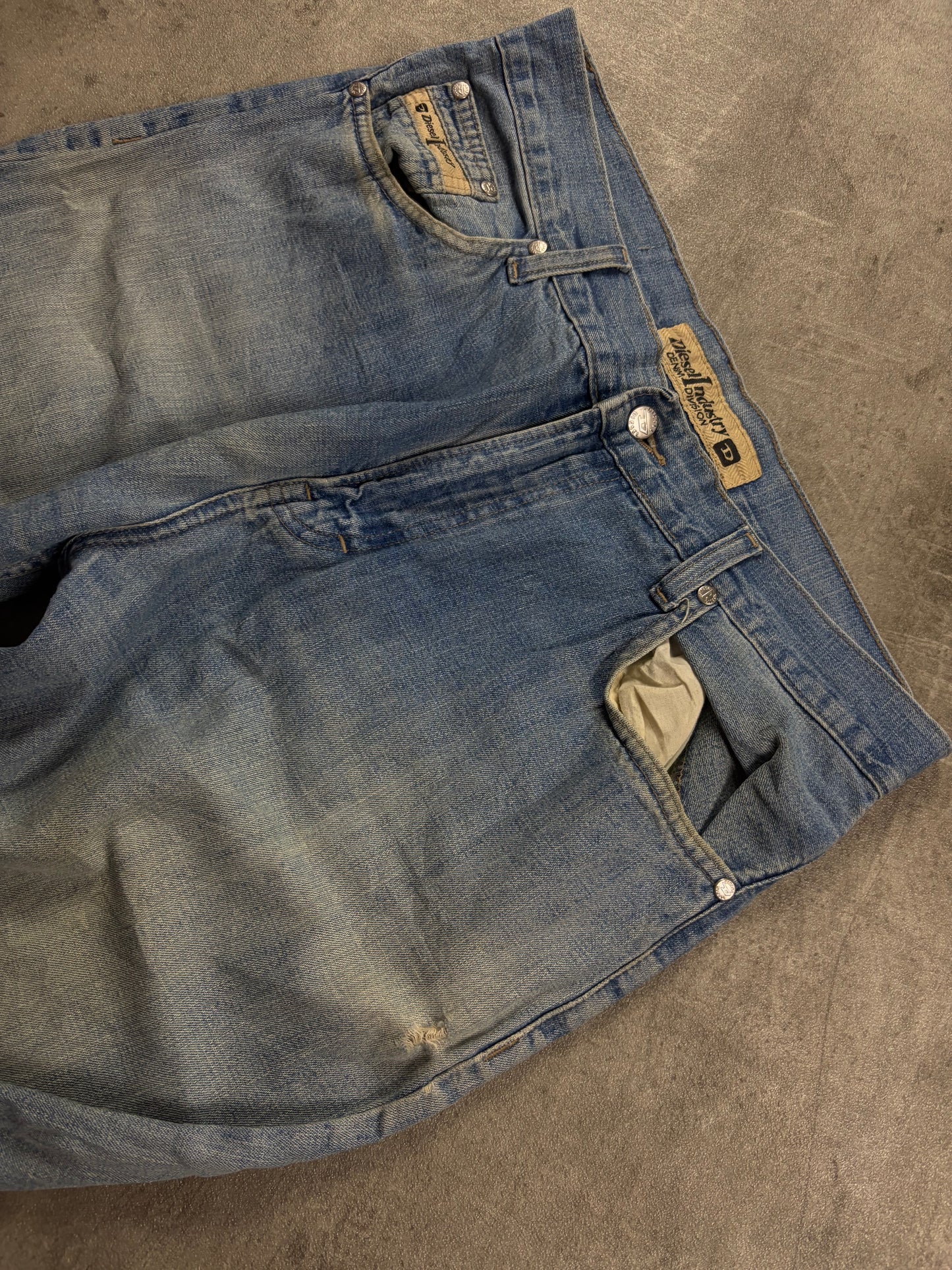 Diesel y2k Baggy Straight Fit Jeans
