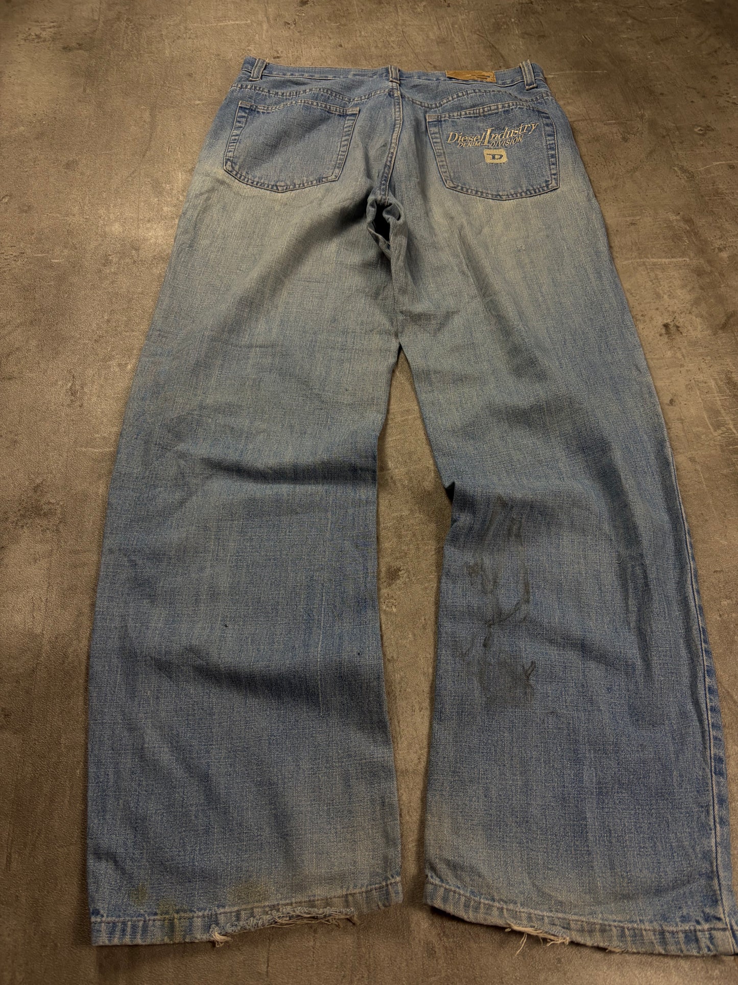 Diesel y2k Baggy Straight Fit Jeans