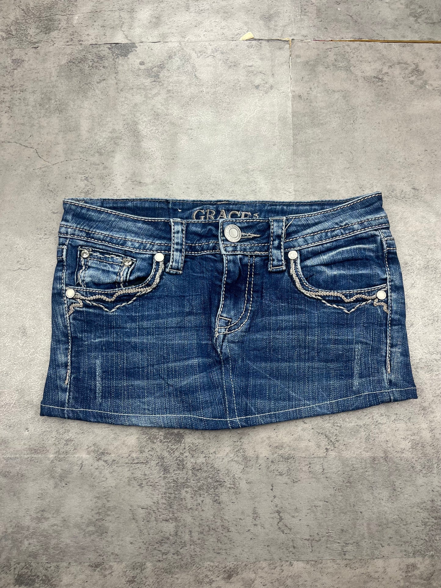 Mini Grace in LA vintage Y2k Jeans Rock