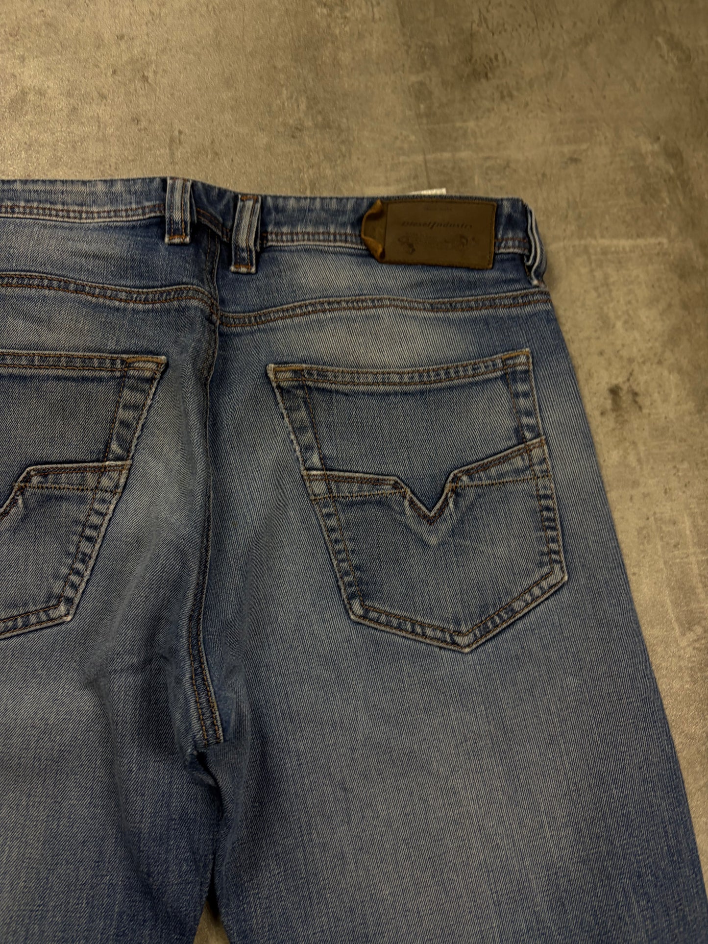 Diesel Straight Fit Jeans Vintage