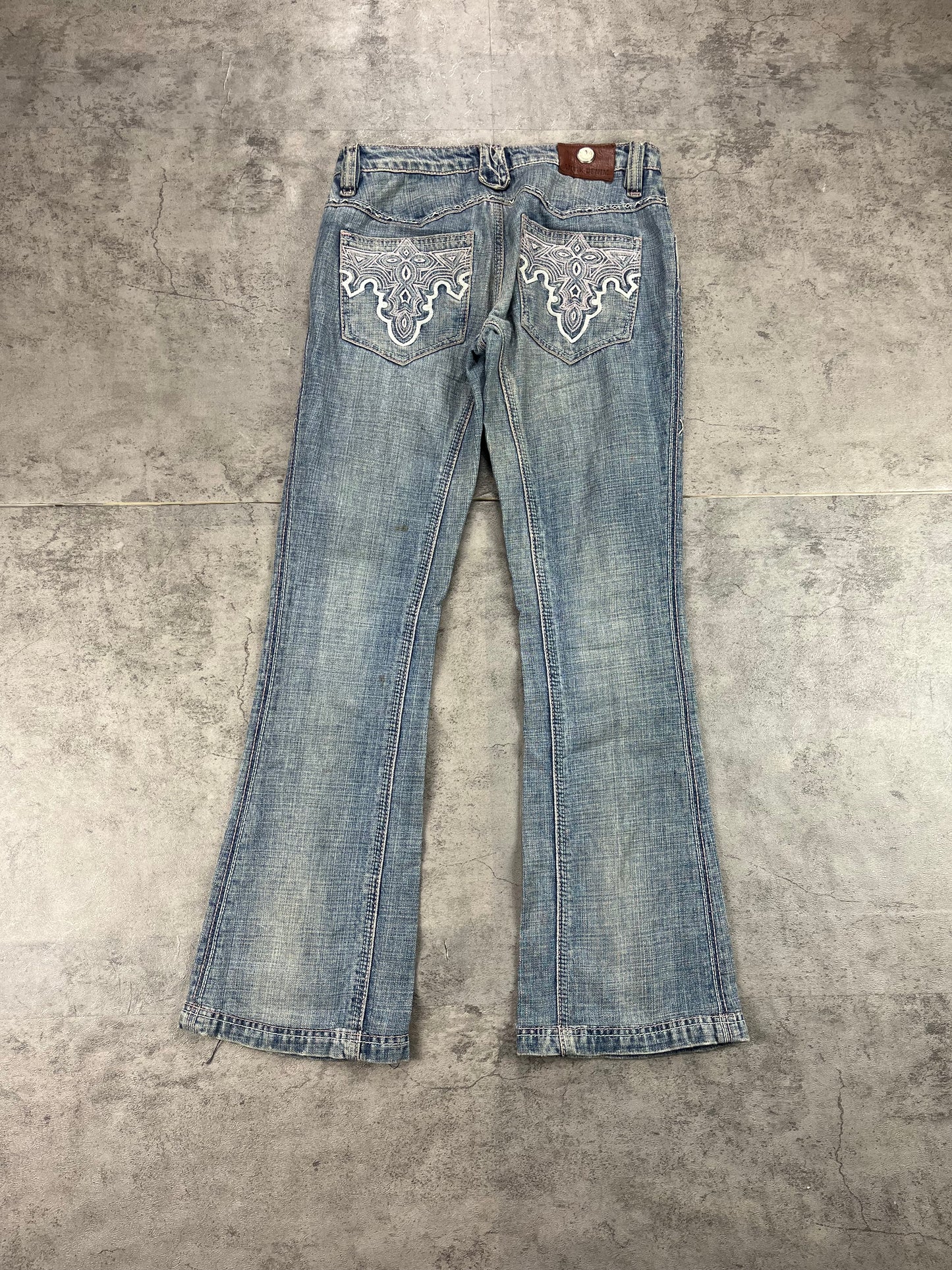 Vintage Y2k Bootcut Jeans W27