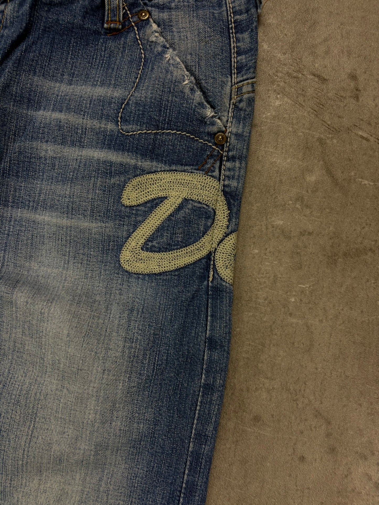 Dolce Gabbana Jeans Vintage Baggy Back Logo